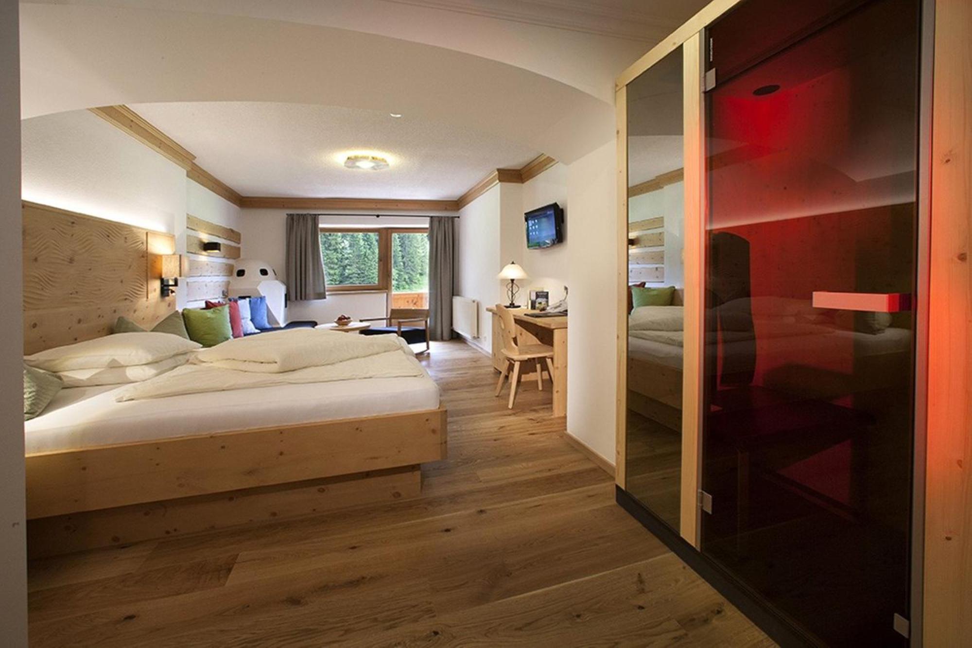 Natur- & Wanderhotel Tuxertal Room photo